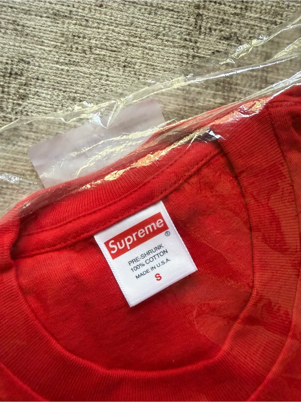 Supreme Box Logo Tee - Picture 4 of 4
